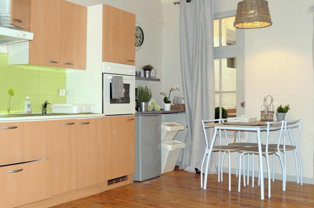 Lou Magnan Apartment ลีล-ซูร์-ลา-ซอร์ก ห้อง รูปภาพ
